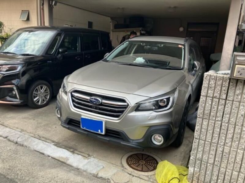 SUBARU LEGACY OUTBACK