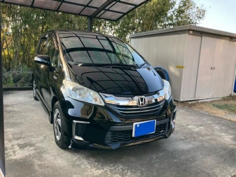 HONDA FREED HYBRID