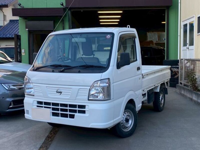 NISSAN NT100 CLIPPER