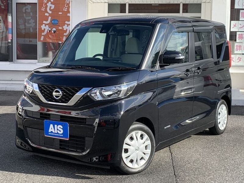 NISSAN ROOX