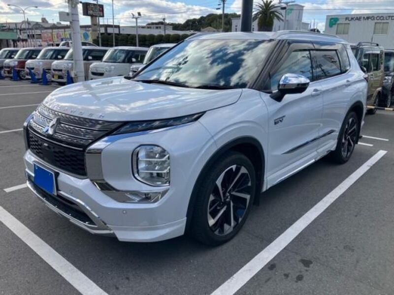 MITSUBISHI OUTLANDER PHEV
