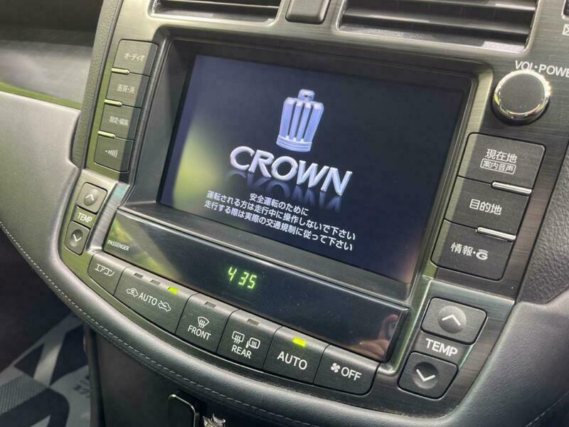 CROWN