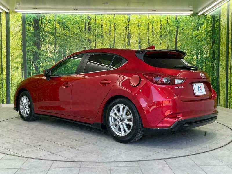 Axela Sport