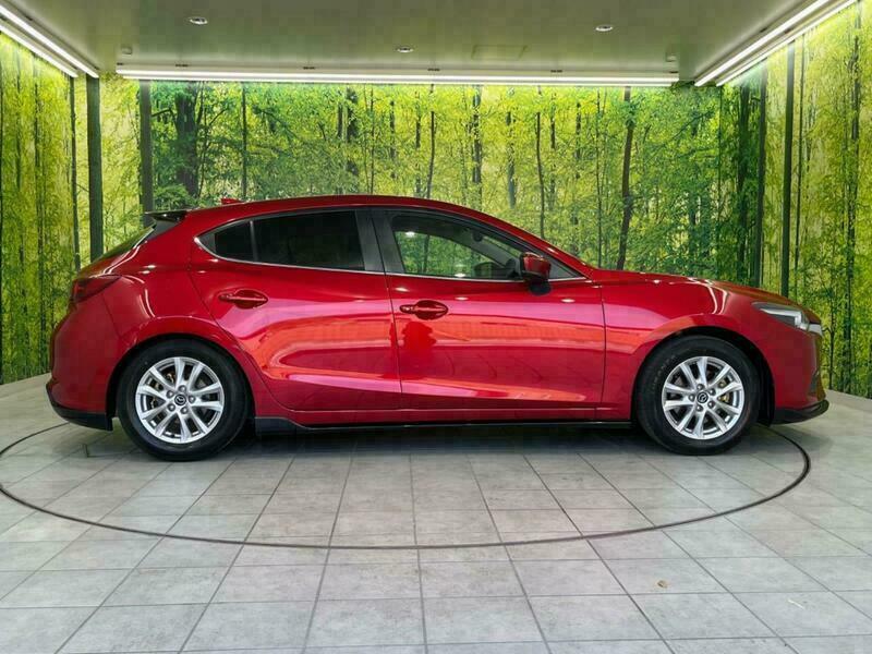 Axela Sport