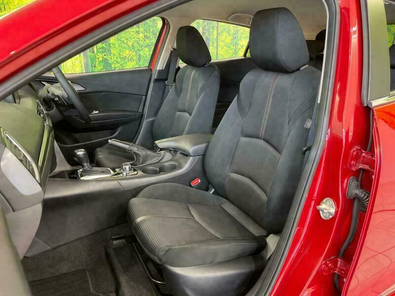 Axela Sport