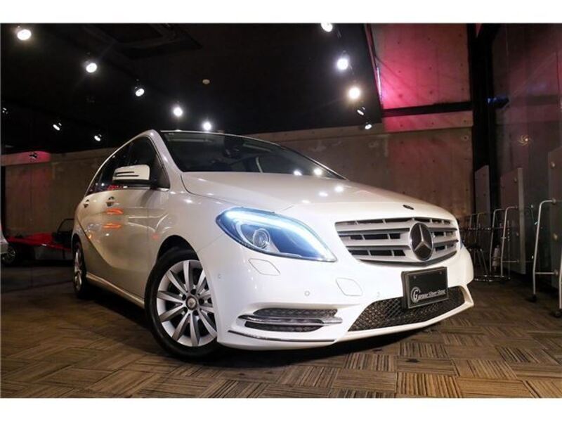 MERCEDES-BENZ B-CLASS