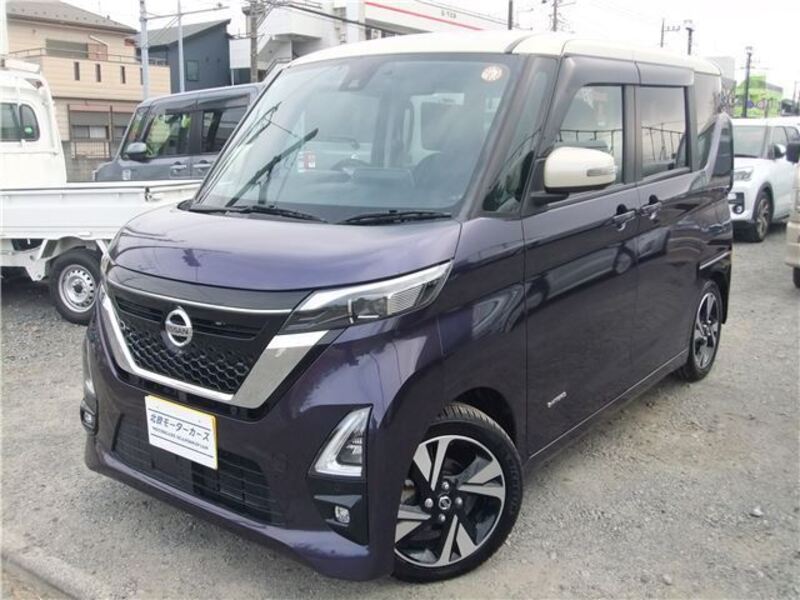 NISSAN ROOX