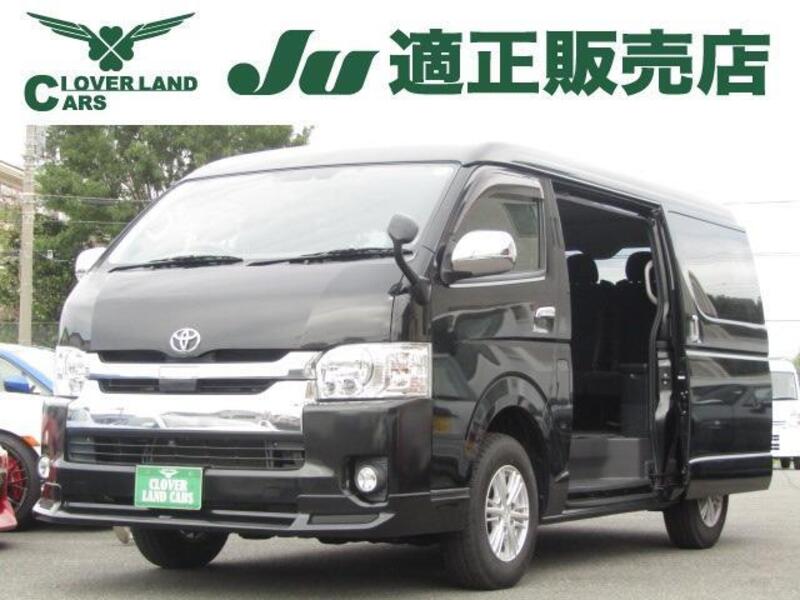 TOYOTA HIACE