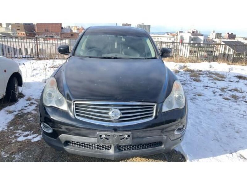 NISSAN SKYLINE CROSSOVER