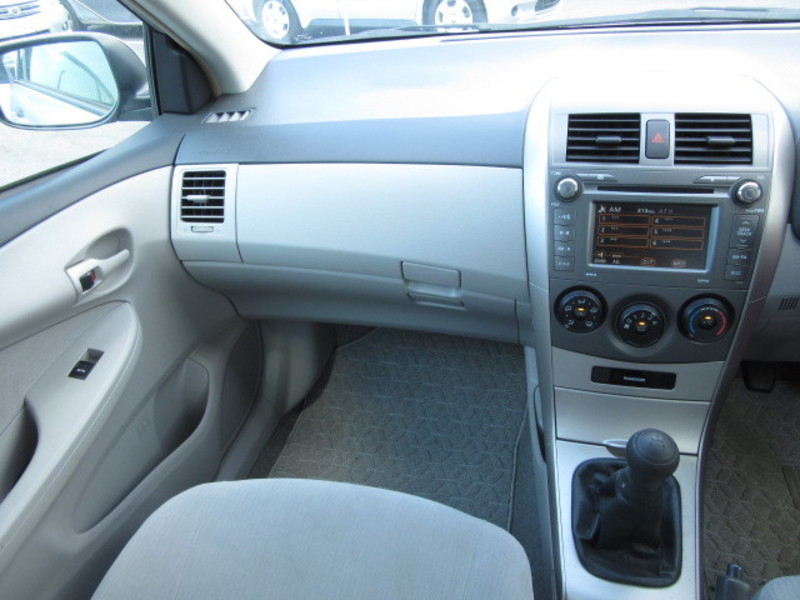 COROLLA AXIO