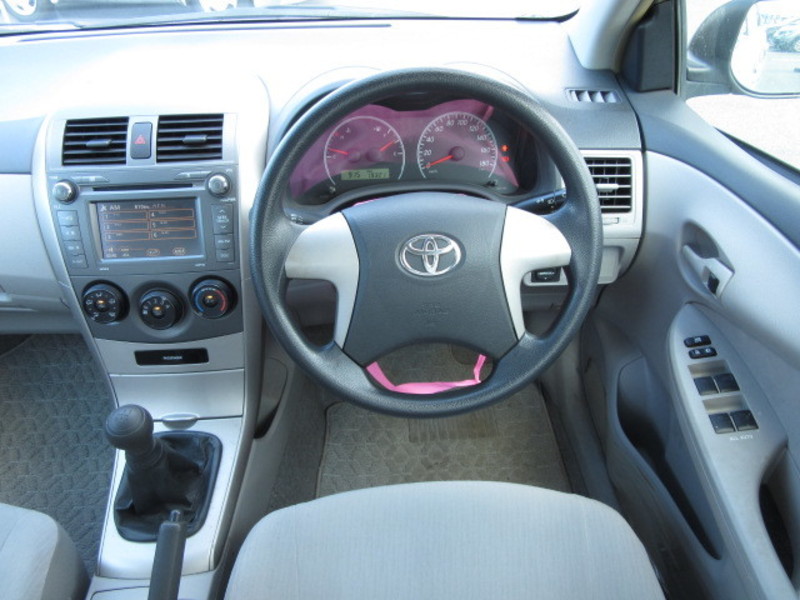 COROLLA AXIO