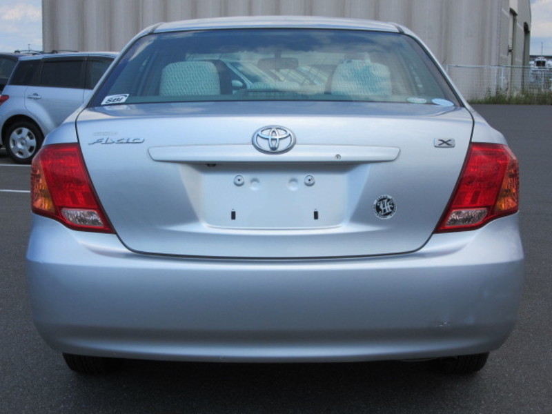 COROLLA AXIO