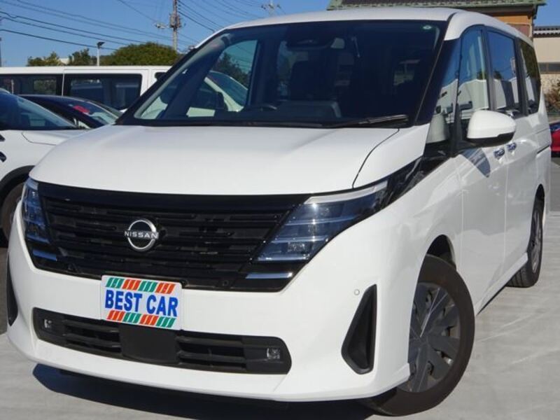 NISSAN SERENA