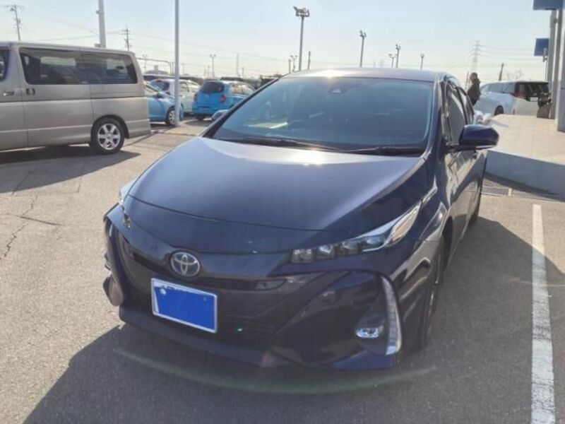 TOYOTA PRIUS PHV
