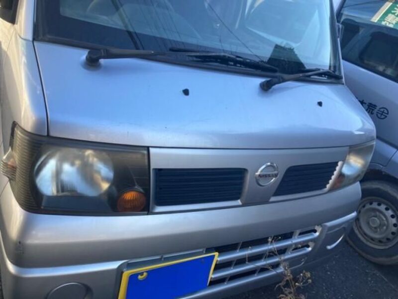 NISSAN CLIPPER VAN