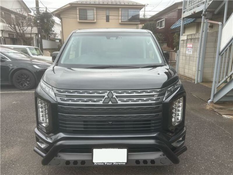 MITSUBISHI DELICA D5