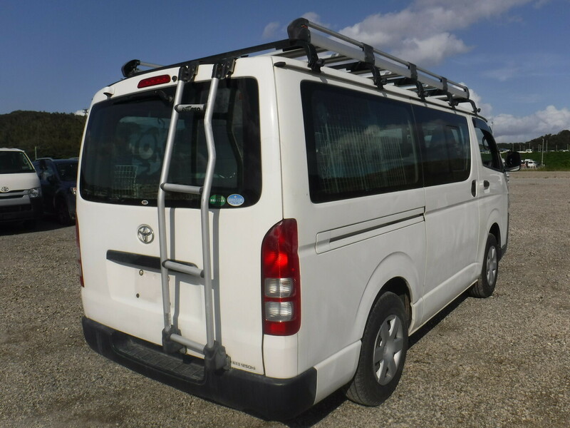 HIACE VAN-7