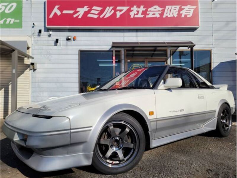 TOYOTA MR2