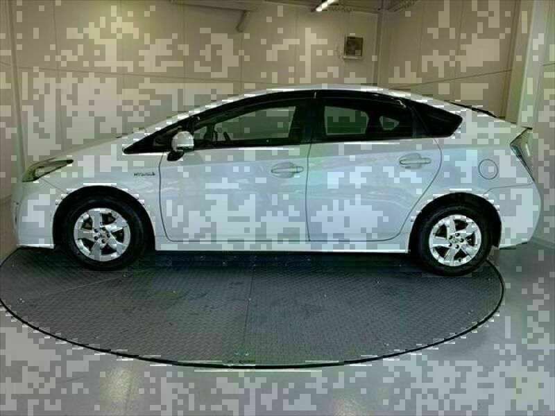 PRIUS-7