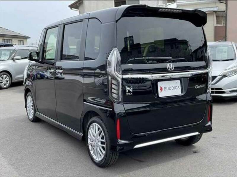 N BOX-7