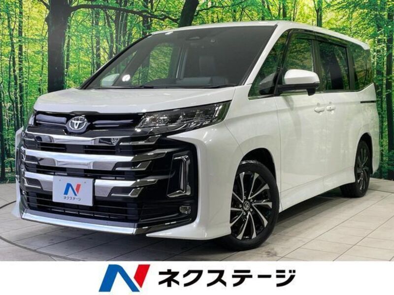 TOYOTA NOAH