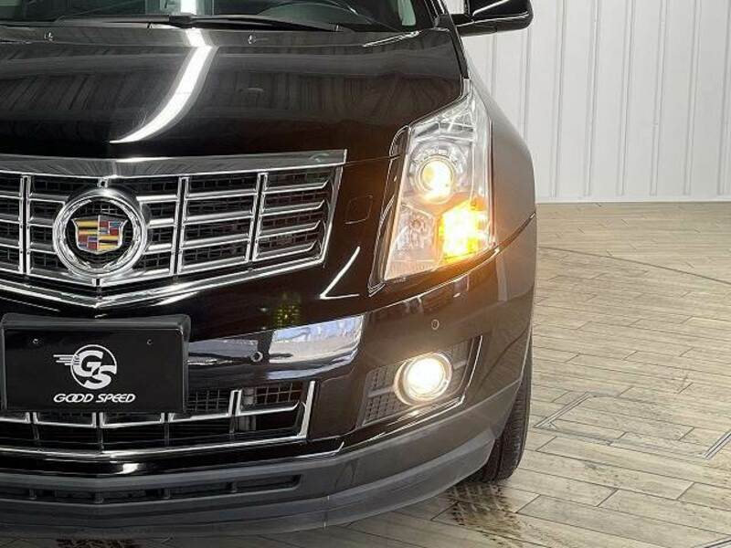 SRX CROSSOVER