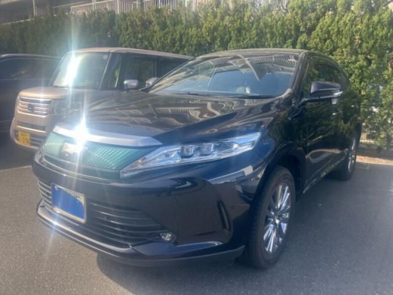 TOYOTA HARRIER