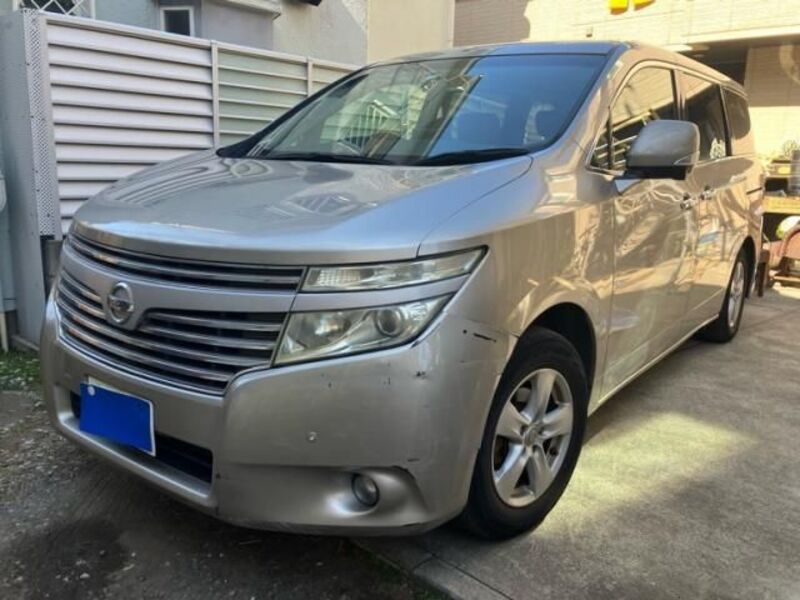 NISSAN ELGRAND