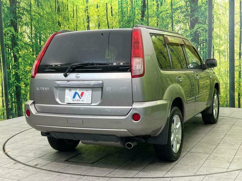 X-TRAIL