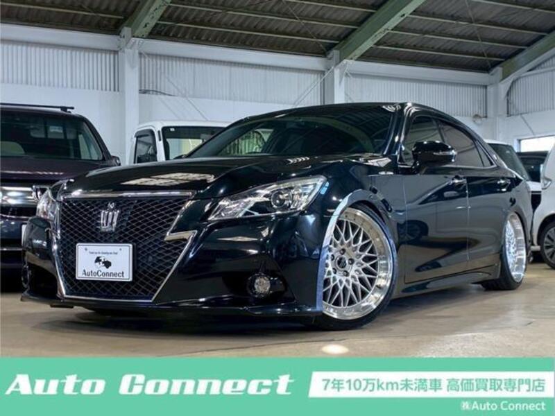 TOYOTA CROWN