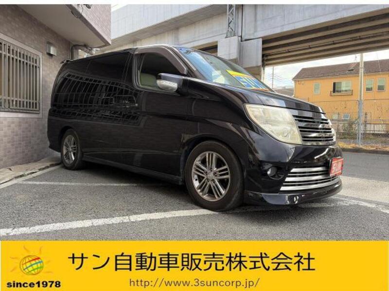NISSAN ELGRAND