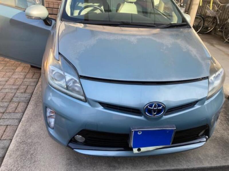 TOYOTA PRIUS