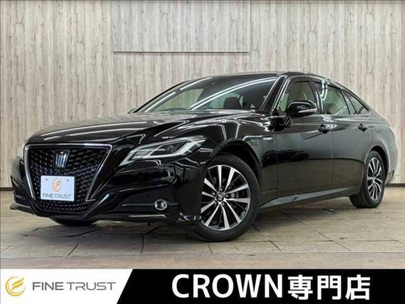 TOYOTA CROWN