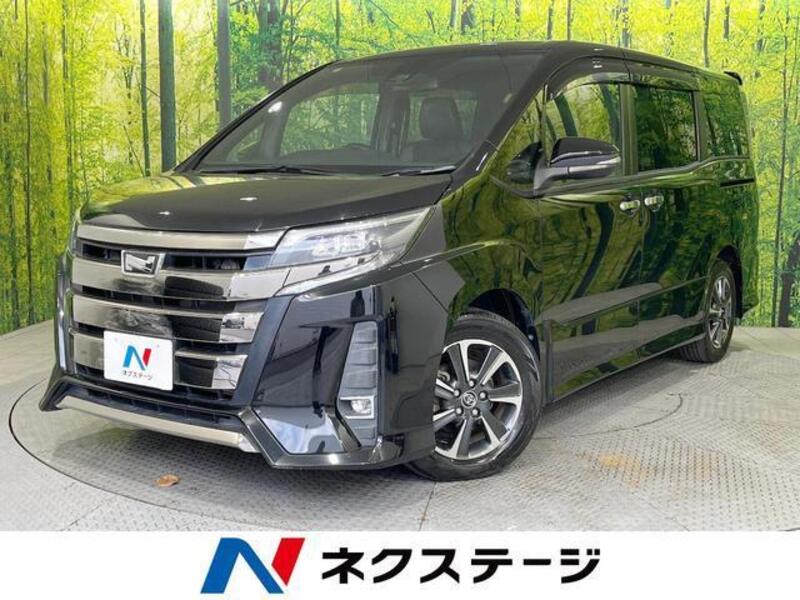 TOYOTA NOAH