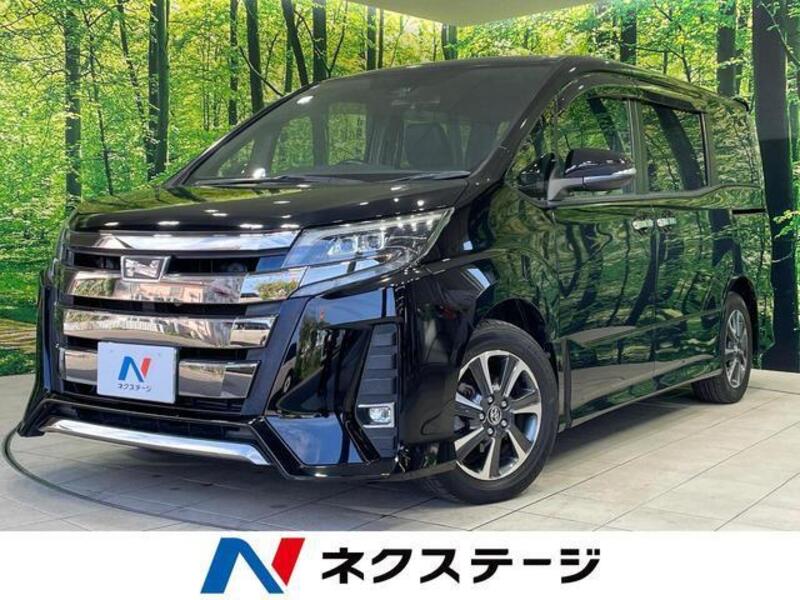 TOYOTA NOAH