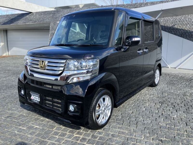 HONDA N BOX CUSTOM