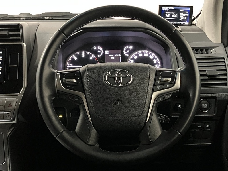 LAND CRUISER PRADO-16