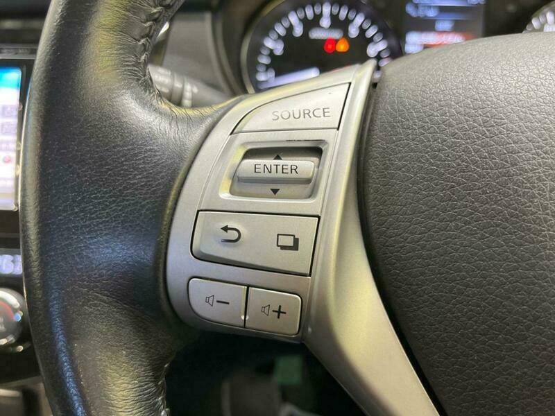X-TRAIL-1