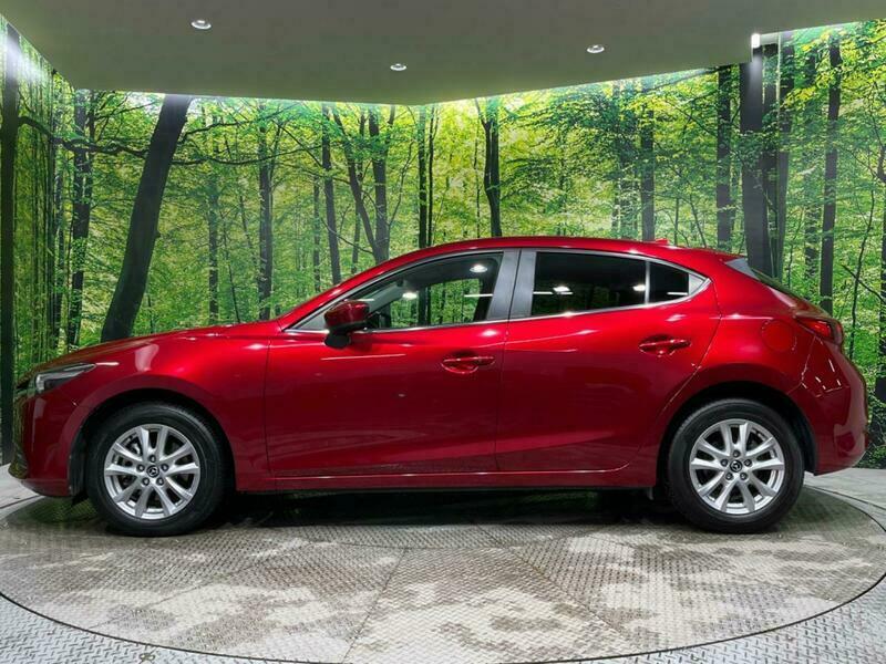 Axela Sport