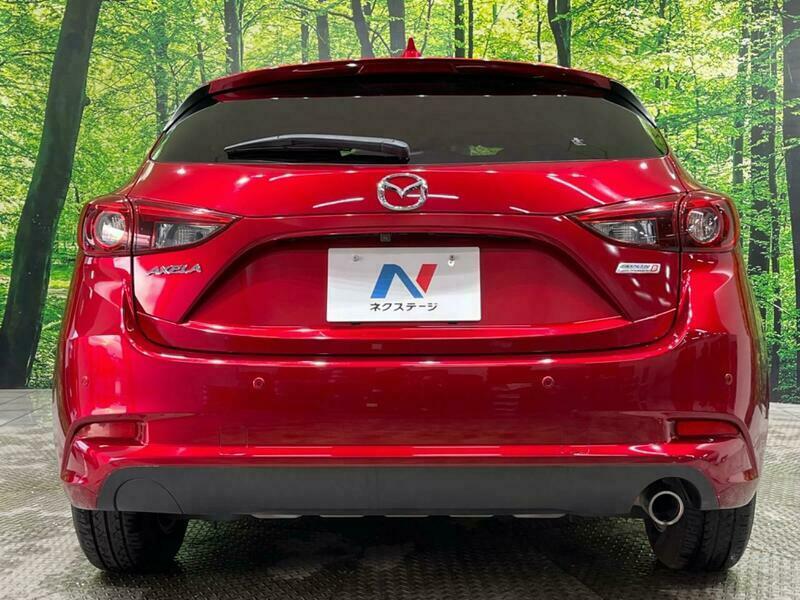Axela Sport