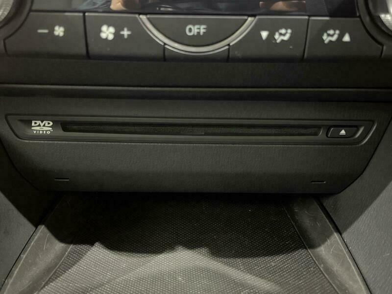 Axela Sport