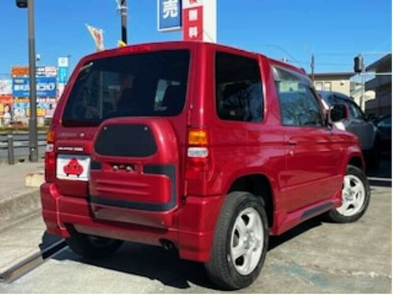PAJERO MINI