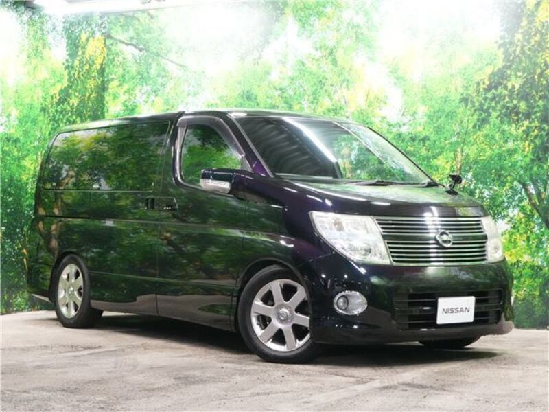 NISSAN ELGRAND