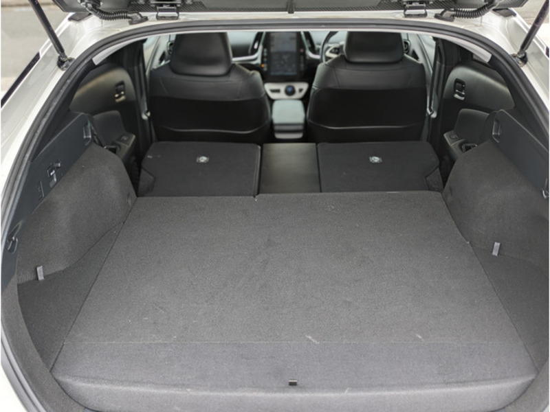 PRIUS PHV