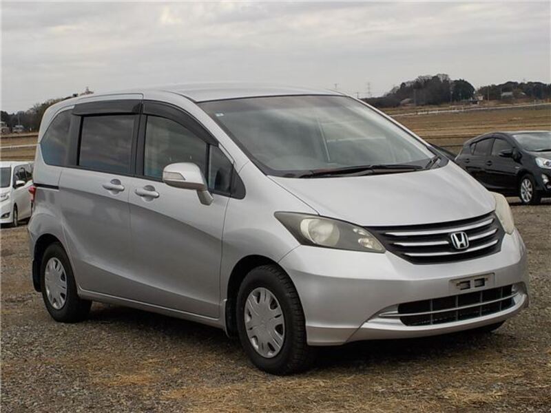 HONDA FREED