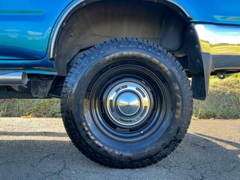 HILUX SURF