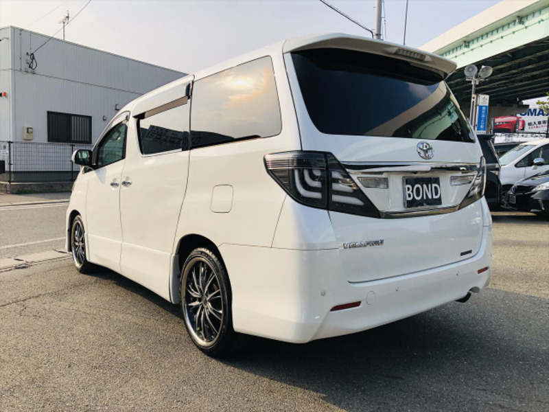 VELLFIRE