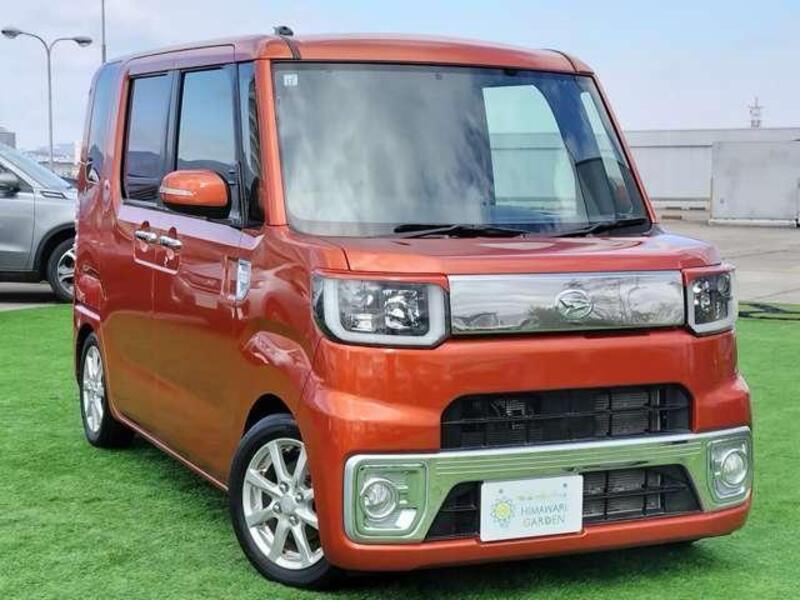 DAIHATSU WAKE