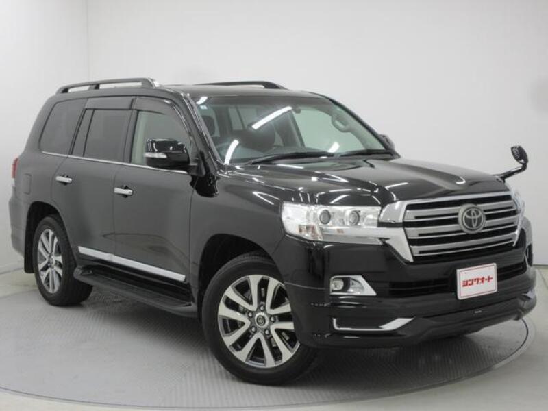 TOYOTA LAND CRUISER