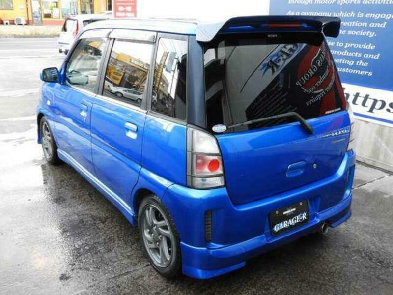 PLEO